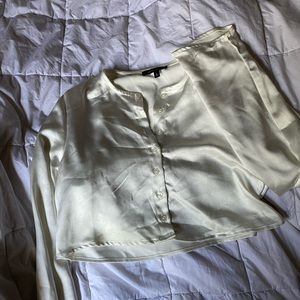 Cropped Cardigan Satin🤍